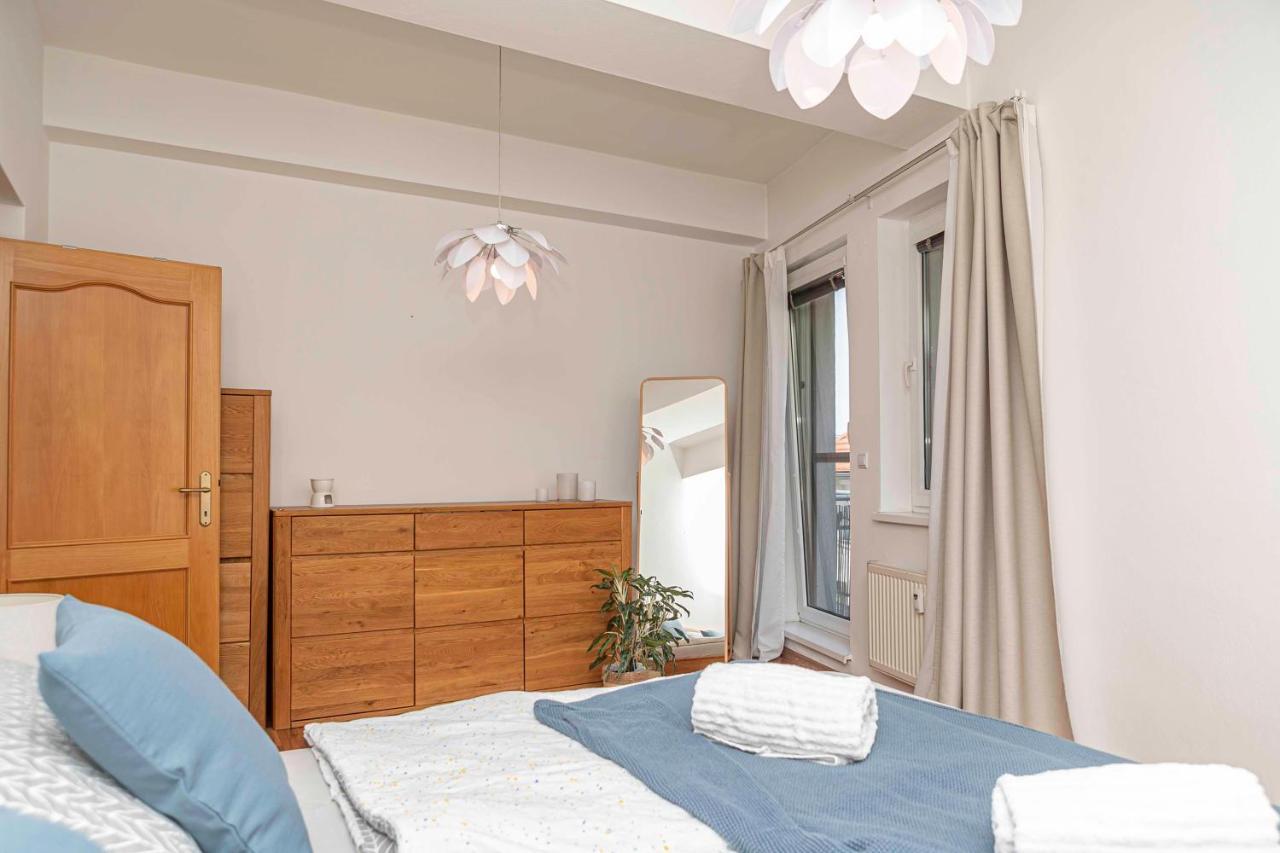 Castle View Apartment With Free Parking Bratislava Eksteriør bilde